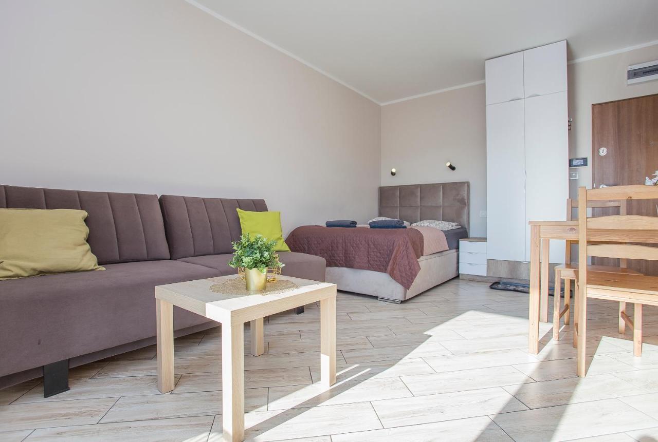 Urban Jungle - Sara Apartment Bialystok Ngoại thất bức ảnh